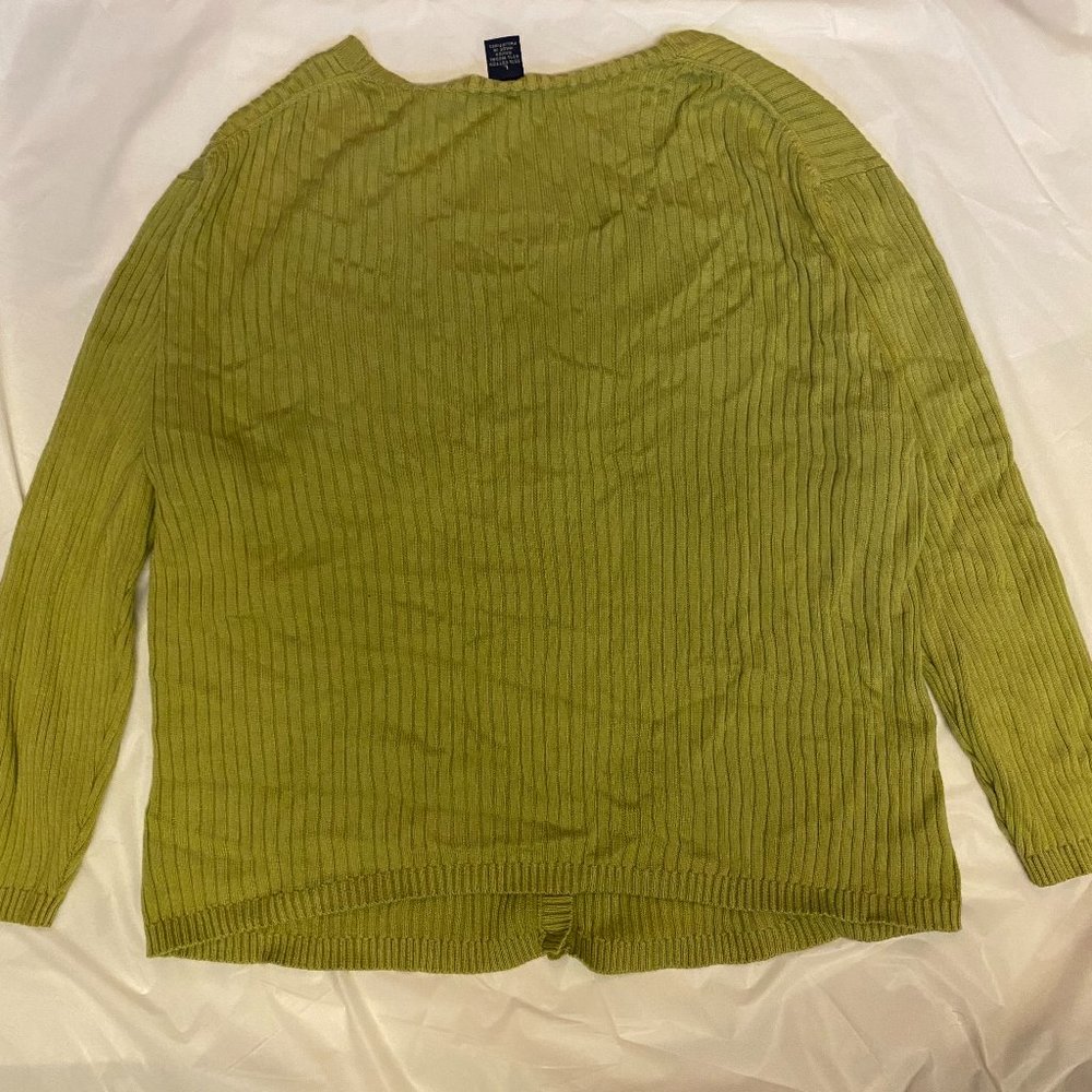 Ann Taylor Green Sweater - Picture 2 of 4